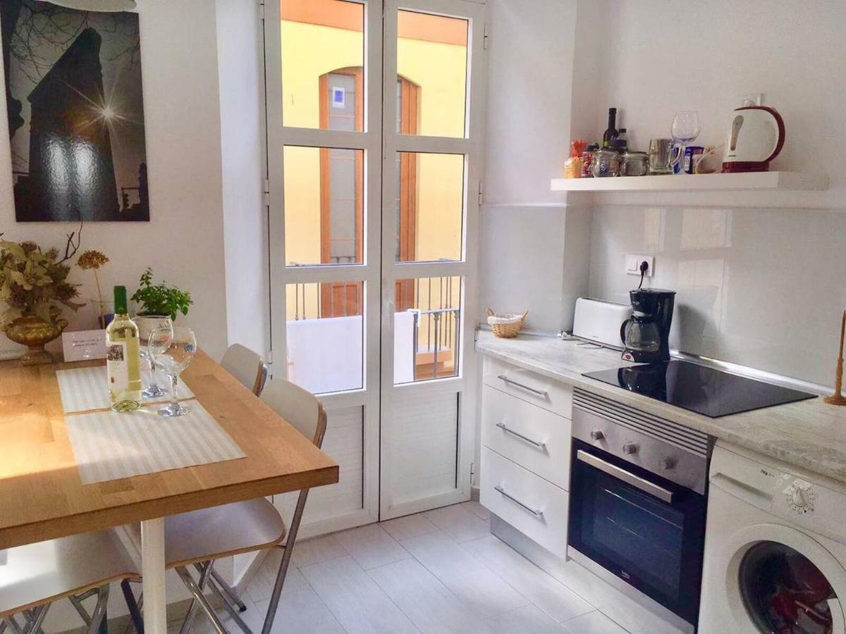 Clemens9 Premium Apartment Малага Екстериор снимка